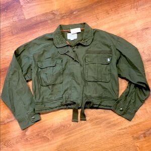 Aeropostale Green Utility Jacket with Cropped Fit